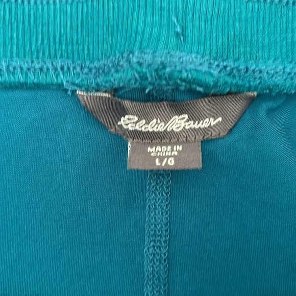 Eddie Bauer soft French Terry skort. Size Large NWT. - Picture 9 of 10